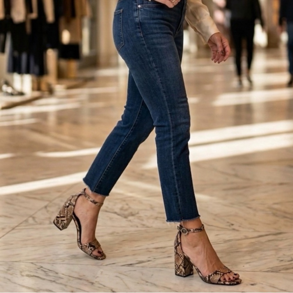 Chelsea & Violet Brown Snakeskin Heels